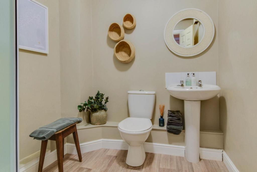 The Malthouse - Naturally Styled Central Apartment 시런세스터 외부 사진